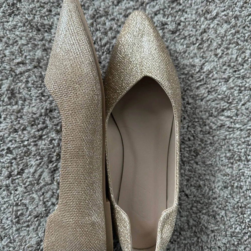 Shein Women’s Size 11 Gold Glitter Sparkle Flats - Picture 4 of 5